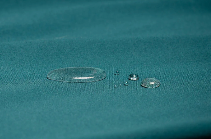 The Problem With Cheap Softshell Fabrics | Technical Fabric Guide