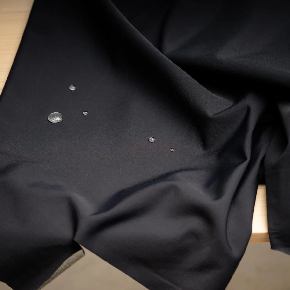 Carvico ARTICA technical stretch fabric – image 5
