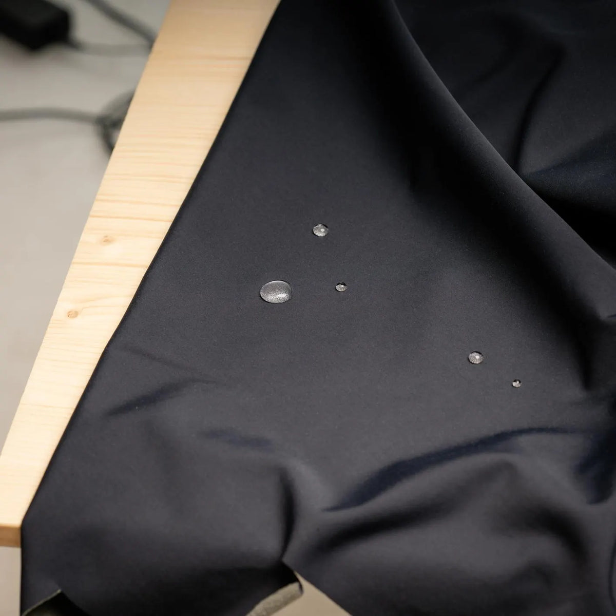 Carvico ARTICA technical stretch fabric – image 9