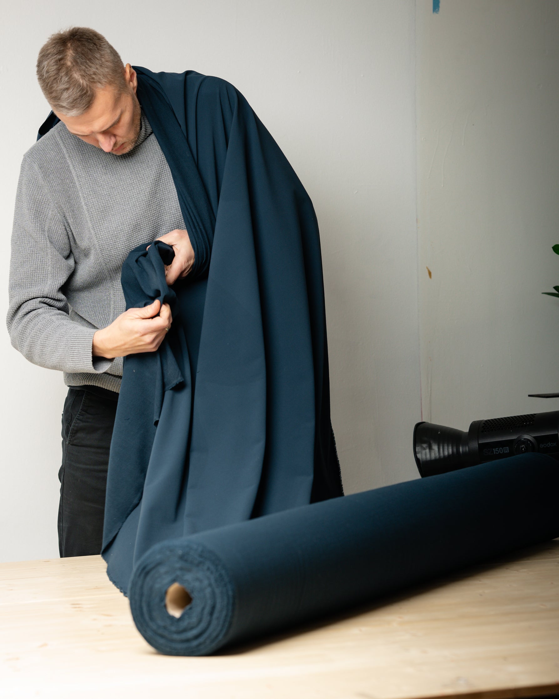 Cordura® Merino Softshell Fabric – Wool Backed Stretch Technical Fabric – Outdoor Jacket & Techwear Material – 140cm