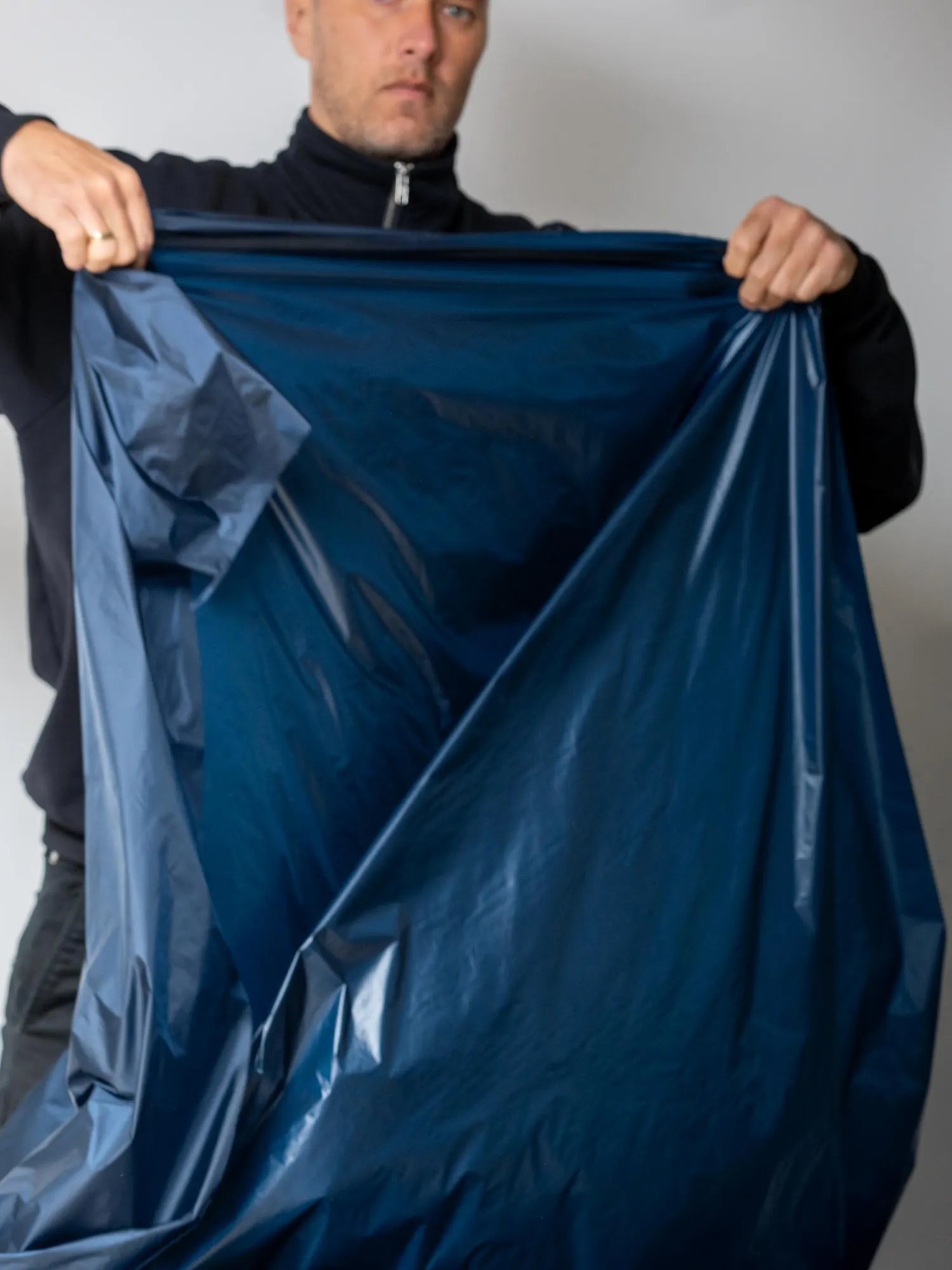 Schoeller®-Spirit 12518 Softshell Facing - Ultra-Light Paper-Touch Technical Fabric - Navy - 100% Polyamide - High-End Techwear