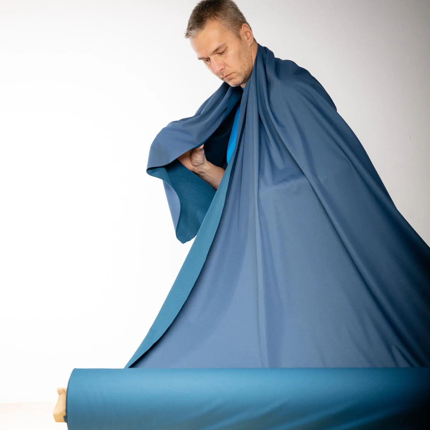 GORE WINDSTOPPER® 3L Softshell Fabric – navy  | Windproof Waterproof Breathable | 140cm Wide | (Copy) (Copy)